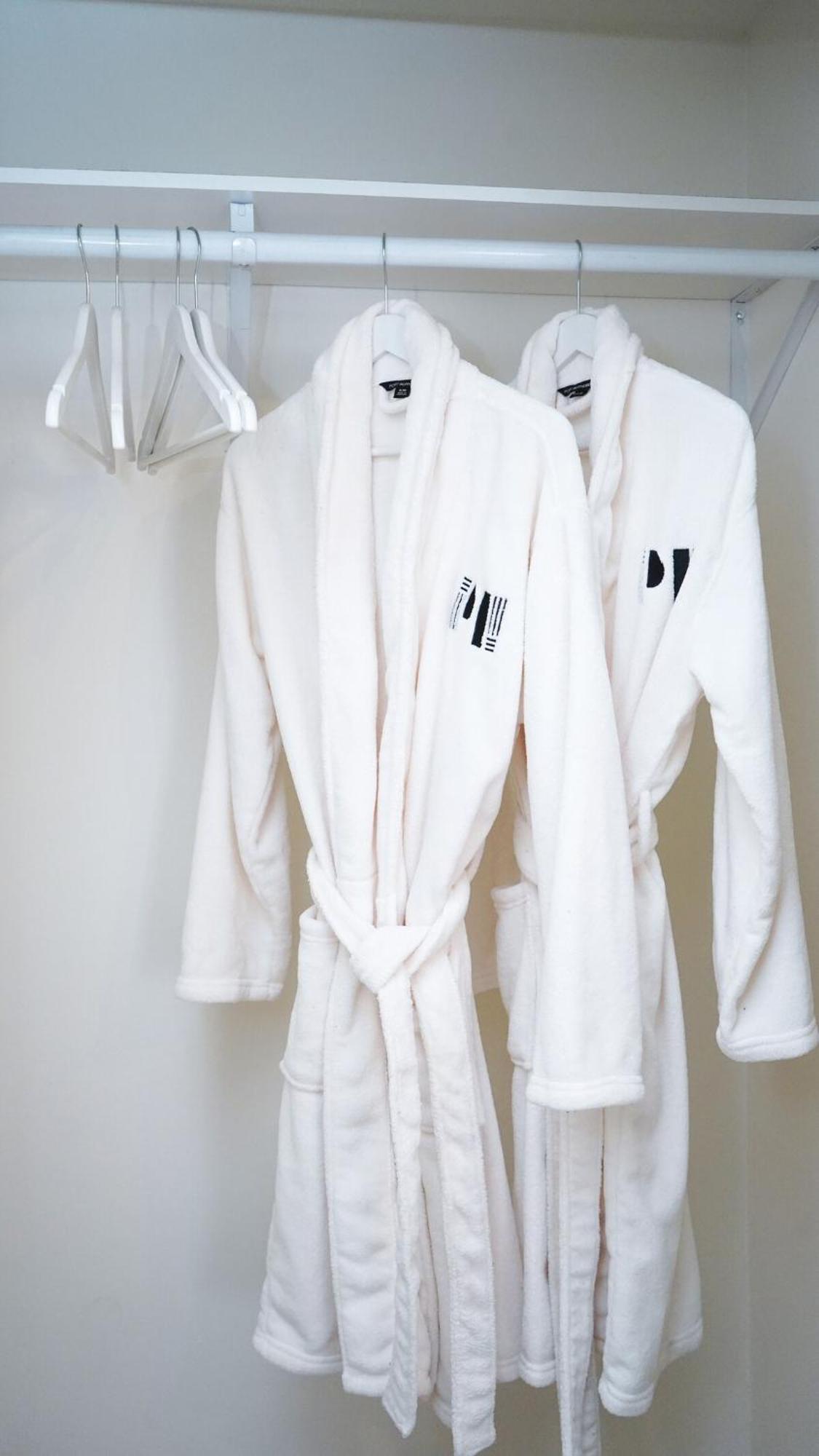 The Venus Beverly Hills Designer Chic Haven Apartment *