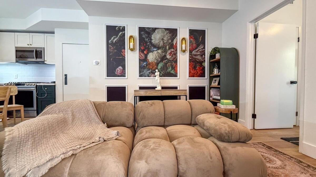 The Venus Beverly Hills Designer Chic Haven Apartment Los Angeles