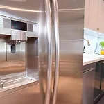 The Venus Beverly Hills Designer Chic Haven